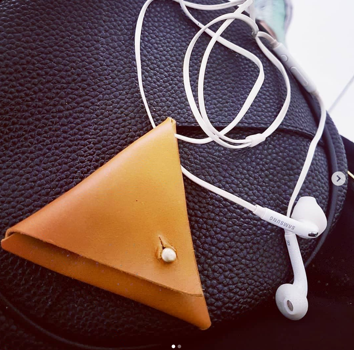 MIXMI Bailey Earphone Case - (ONGOING PRODUCTION)