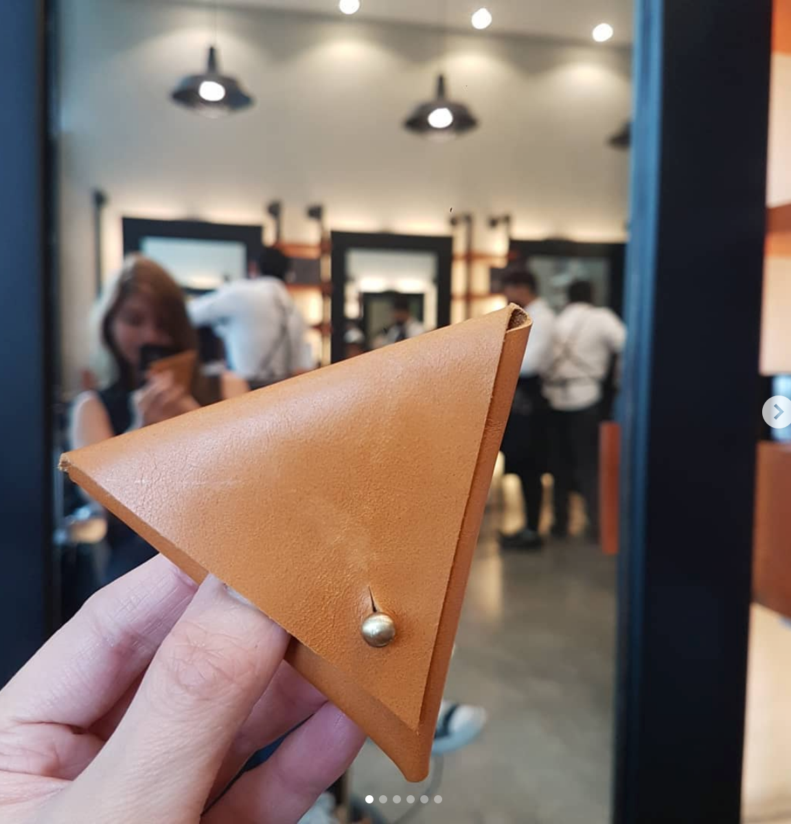 MIXMI Bailey Earphone Case - (ONGOING PRODUCTION)