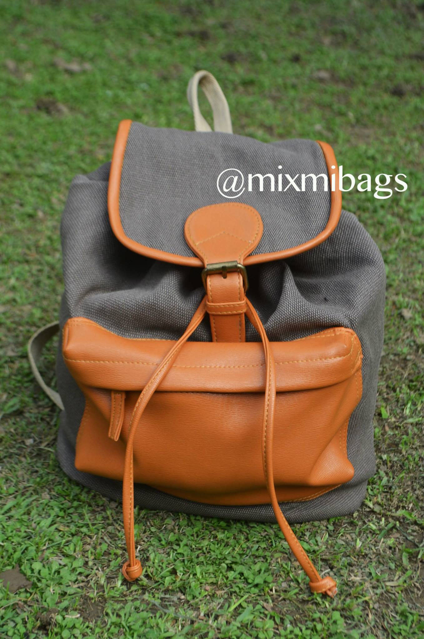 MIXMI Backpack
