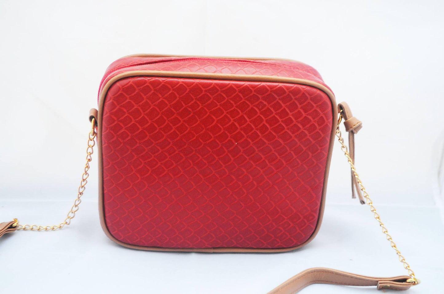 MIXMI TAYLOR CHAIN BAG (RED PRINT) GOLD CHAIN