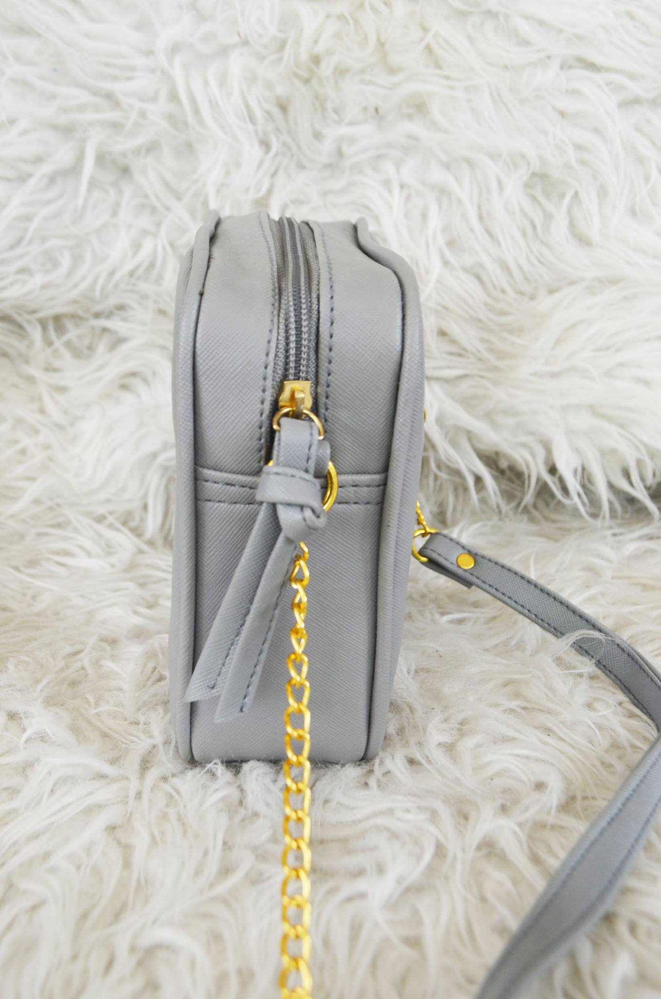 MIXMI TAYLOR CHAIN BAG (Grey) GOLD CHAIN
