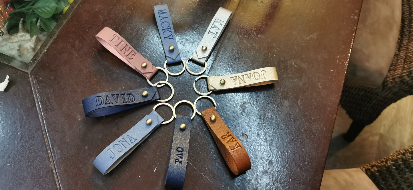 MIXMI BRASS STUD KEYCHAIN (Peach)