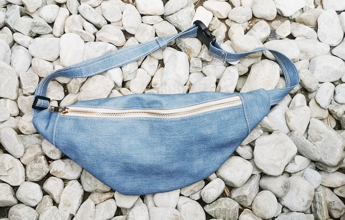MIXMI Bum Bag (when worn)