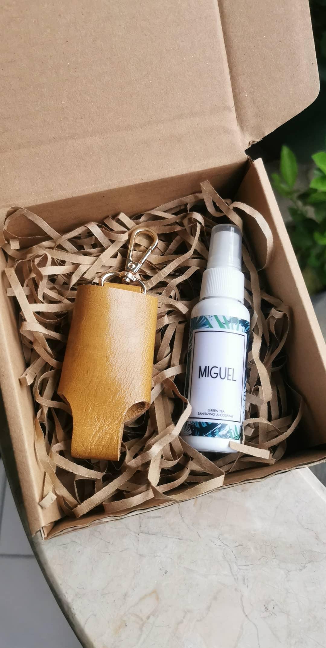 Mixmi Leather Alcospray Holder (Vintage Yellow)