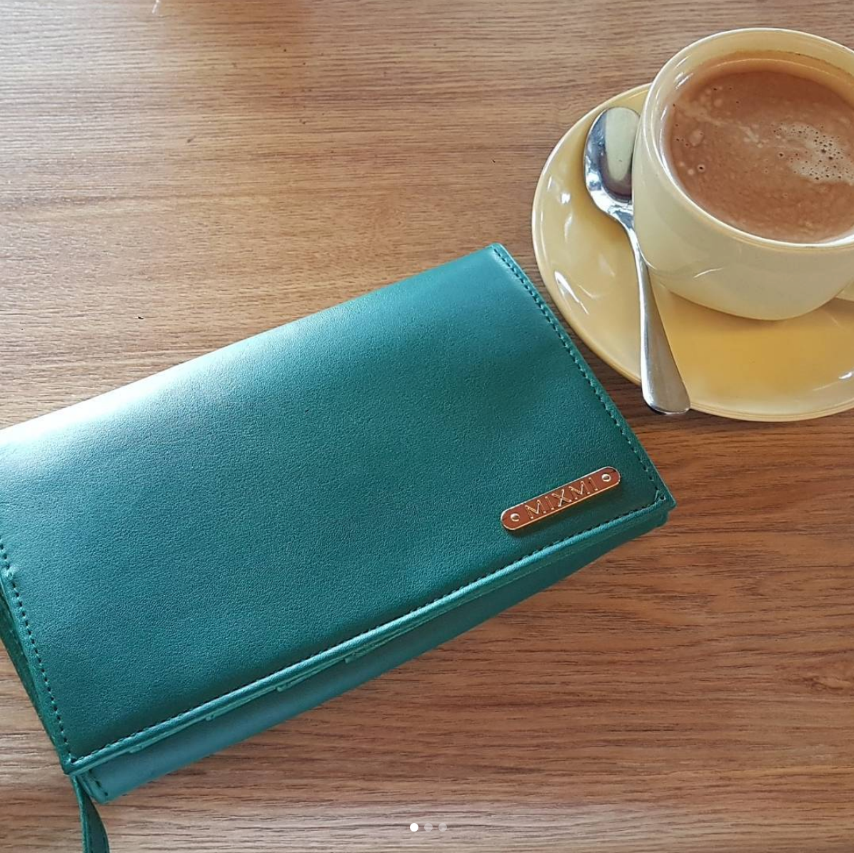 MIXMI Lulu Phone Wallet / Wristlet