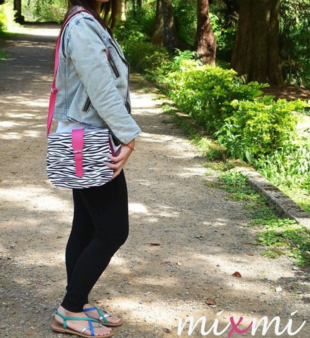 MIXMI Roxy Sling Bag