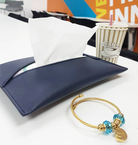 SAMPLE! MIXMI TISSUE HOLDER with back zippered pocket