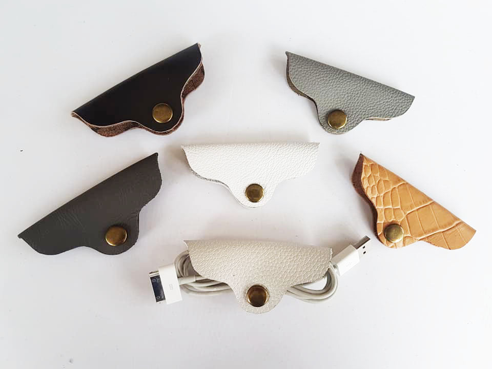 MIXMI Leather Sky Earphone Clip