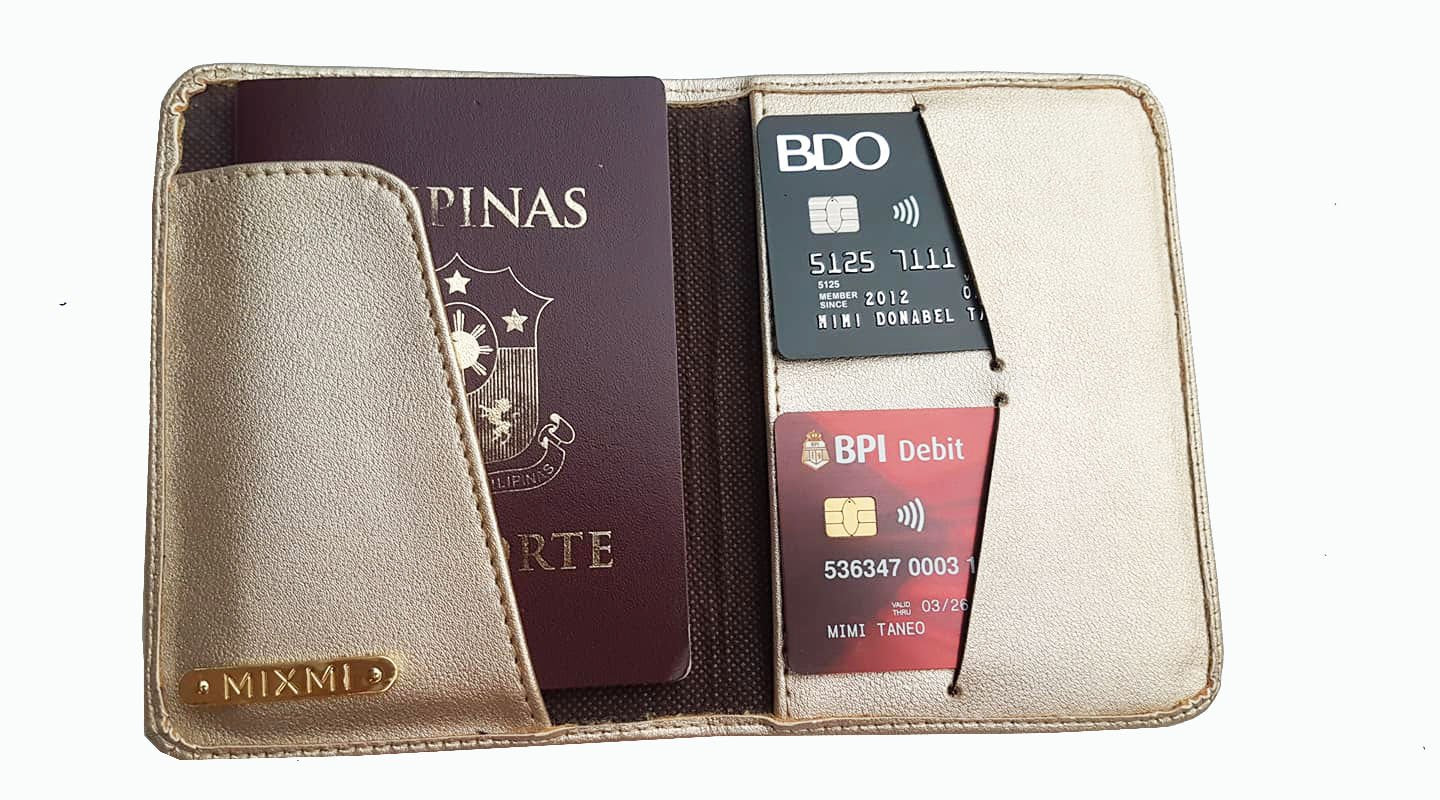 MIXMI MOANA PASSPORT WALLET (Champagne Gold)