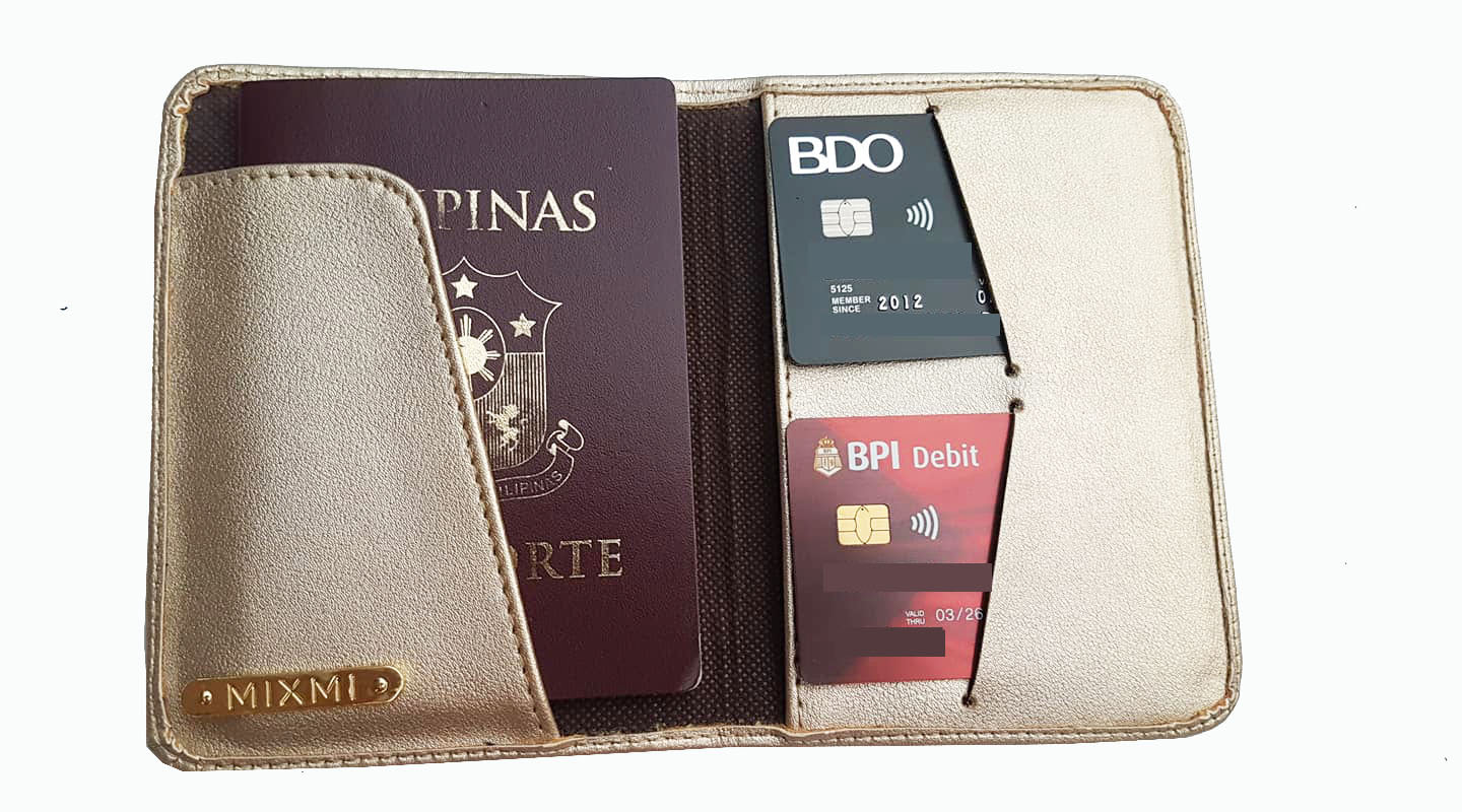 MIXMI MOANA PASSPORT WALLET (Champagne Gold)